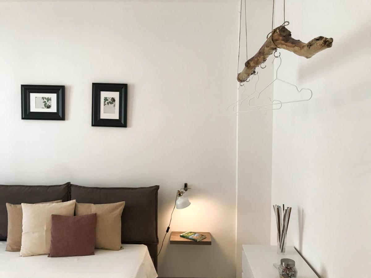 Viatorem Suites Torre dell'Orso Exteriér fotografie